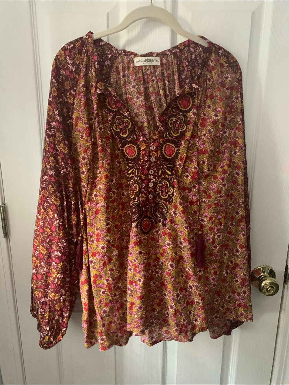 Natural LIFE Floral Embroidered Peasant Tunic
